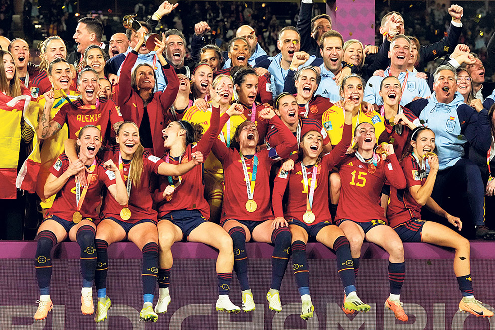 ਮਹਿਲਾ ਫੁੱਟਬਾਲ ਮੈਚ ਵਿੱਚ ਸਪੇਨ ਨੇ ਇੰਗਲੈਂਡ ਨੂੰ 1-0 ਨਾਲ ਹਰਾਇਆ